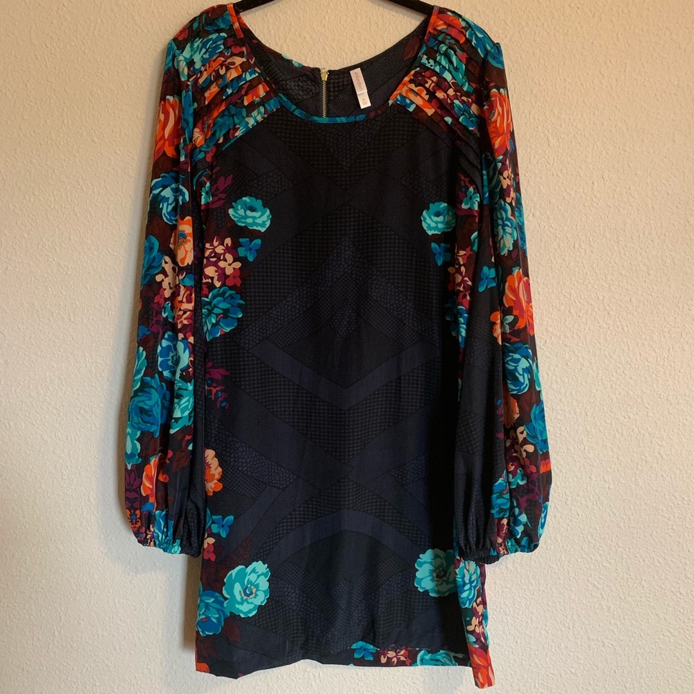 Bubble Sleeve Shift Dress | XL | EUC